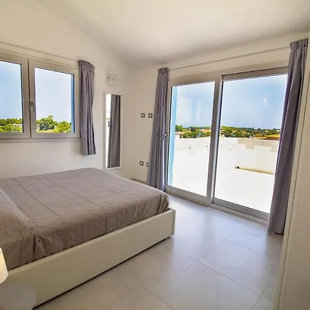 Villa With Pool Chiostro 2 *